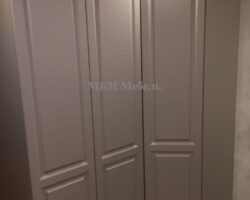 Угловой шкаф с вырезом под трубы от МКН Мебель