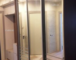 Встроенная прихожая со шкафом купе на заказ от МКН МЕбель