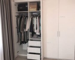Встроенный распашной шкаф в нишу от МКН Мебель софт белый супер матовый
