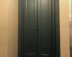 Двери в нишу в туалет закрыть трубы МКН Мебель