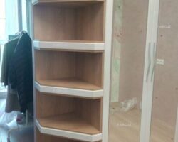 Интегрированные полки консоли шкафа МКН Мебель