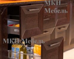 Кухонные гарнитуры в массиве дерева на заказ МКН Мебель