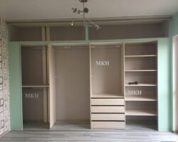 Наполнение встроенного шкафа купе МКН Мебель