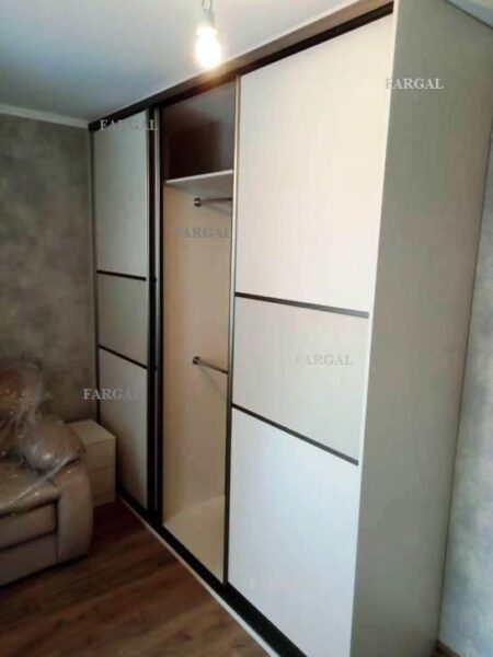 Пристроенный шкаф купе на заказ МКН Мебель