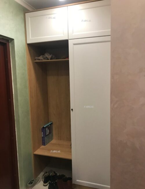 Шкаф в прихожую на заказ от МКН Мебель