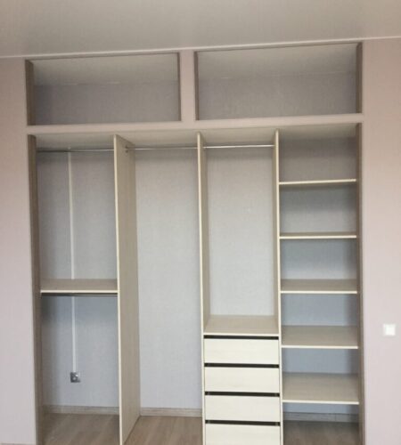 Шкаф купе в гостиную наполнение шкафа МКН Мебель