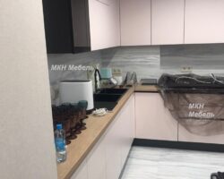 Угловой кухонный гарнитур фото от МКН Мебель