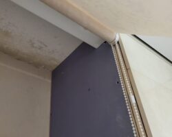 ниша в ванной над инсталляцией