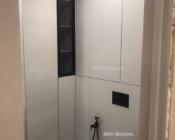 Шкаф угловой витрина в нишу в ванную закрыть трубы от МКН Мебель